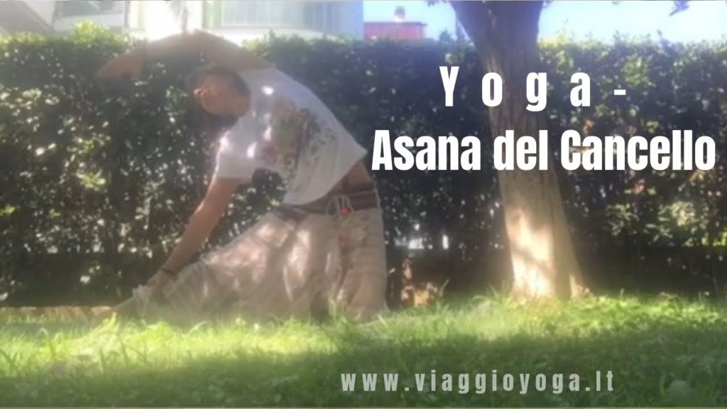 asana del cancello