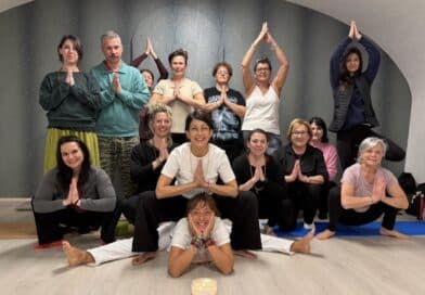 Weekend Yoga e Meditazione - gruppo in pratica